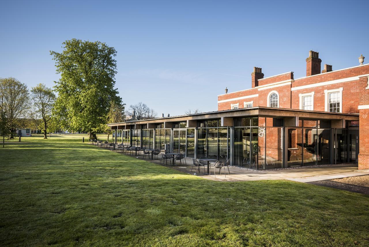 Hinxton Hall Hotel And Conference Centre Экстерьер фото